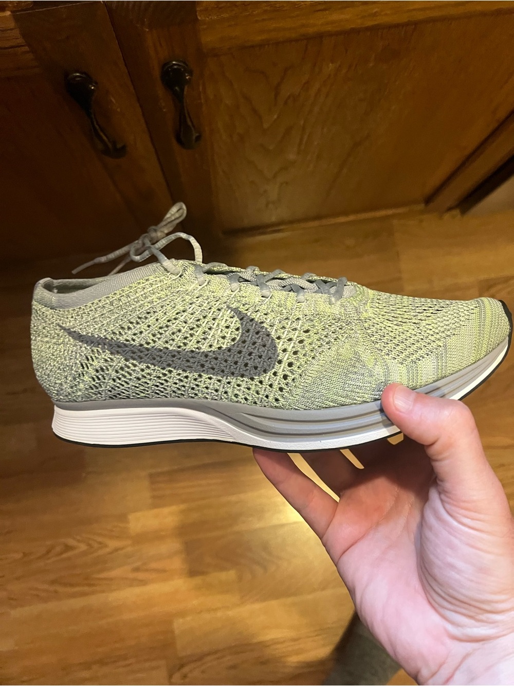 Mens nike Flyknit racer (526628 103) no box size 10